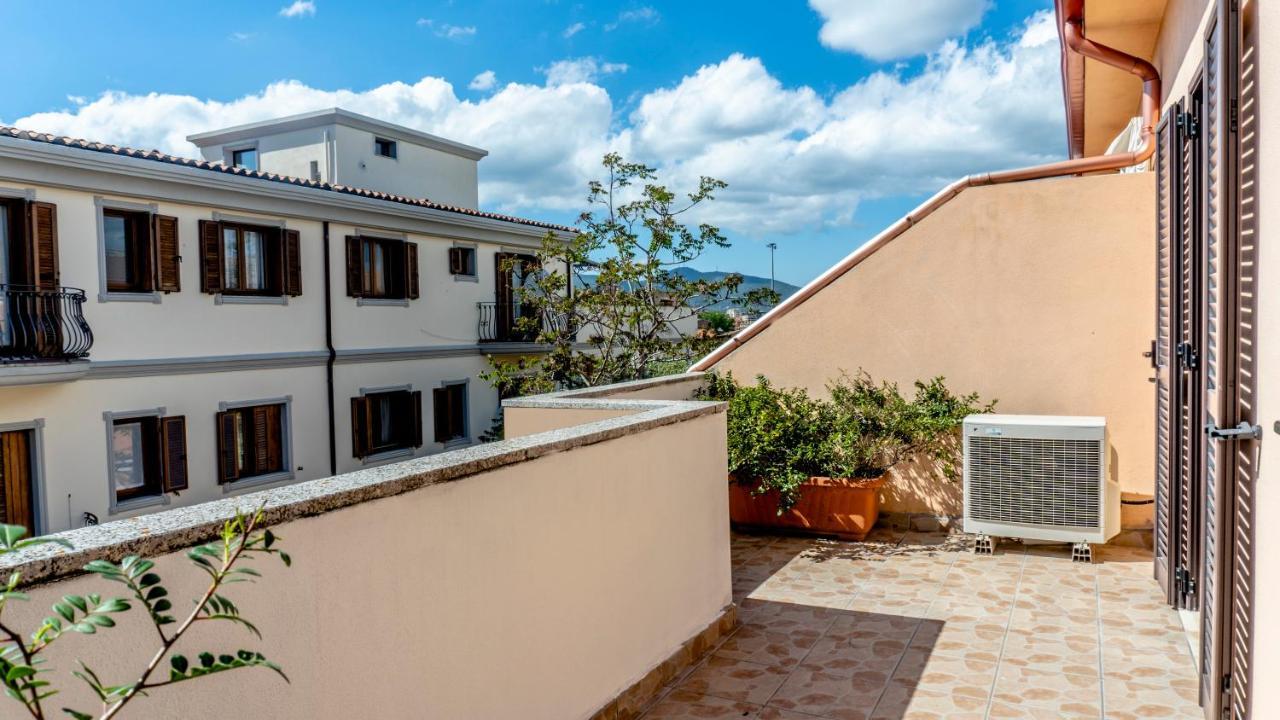 Sa Domu Downtown - Pms Casevacanze Olbia Exterior photo